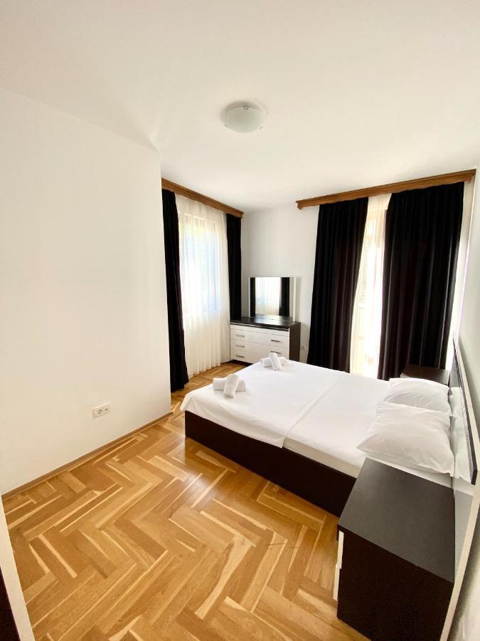 Apartments First Line Petrovac Exterior foto